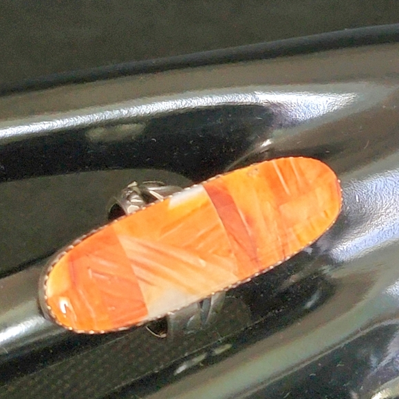 NATIVE AMERICAN STERLING BRIGHT SPINEY OYSTER RING, Size 7, Tight - Picture 3 of 12
